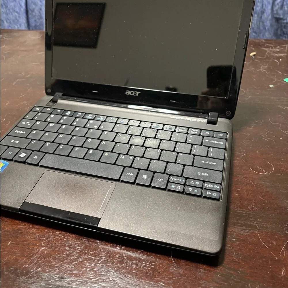 Acer Black Compact Laptop with Matte Finish